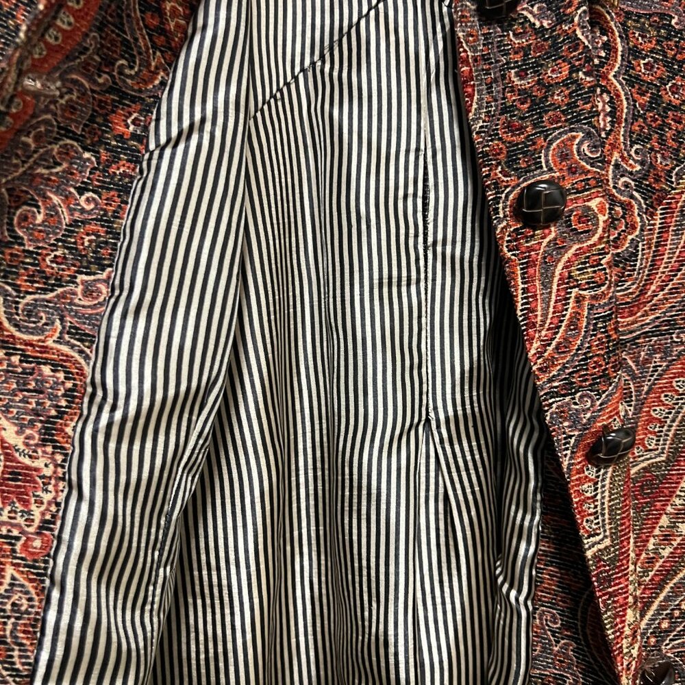 Coldwater Creek jacket, paisley tapestry, M/P size, excellent condition - Picture 4 of 8